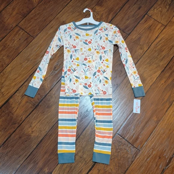 Cat & Jack pajamas - Picture 1 of 6
